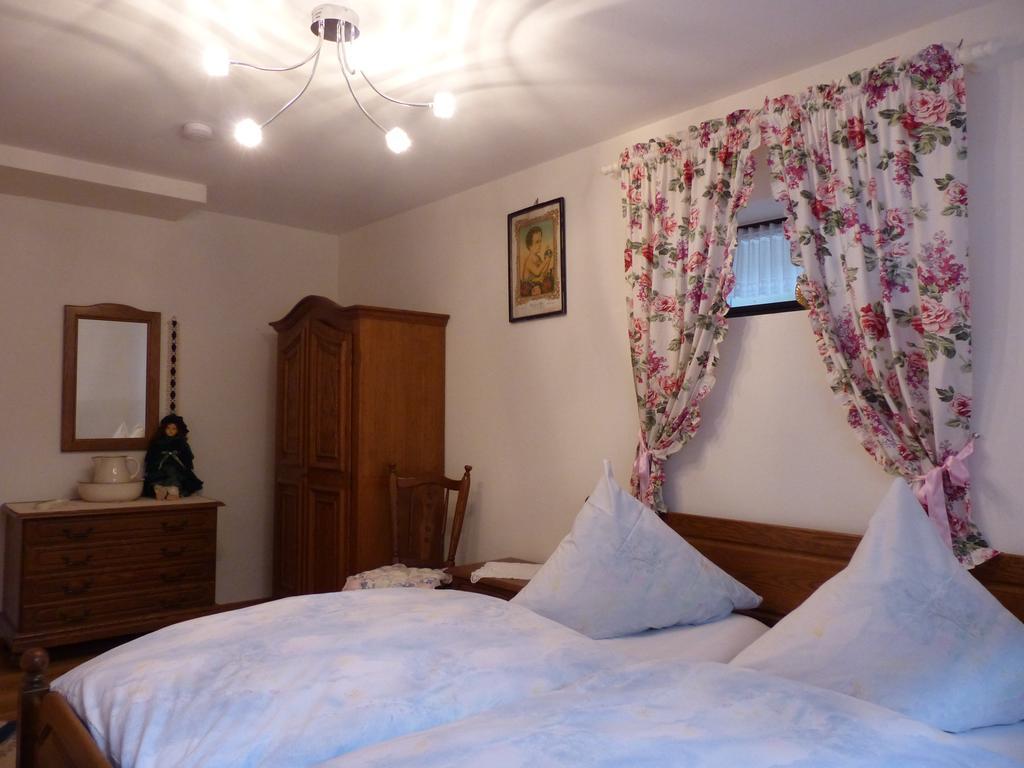 Ferienwohnung Eifelluft Даун Номер фото